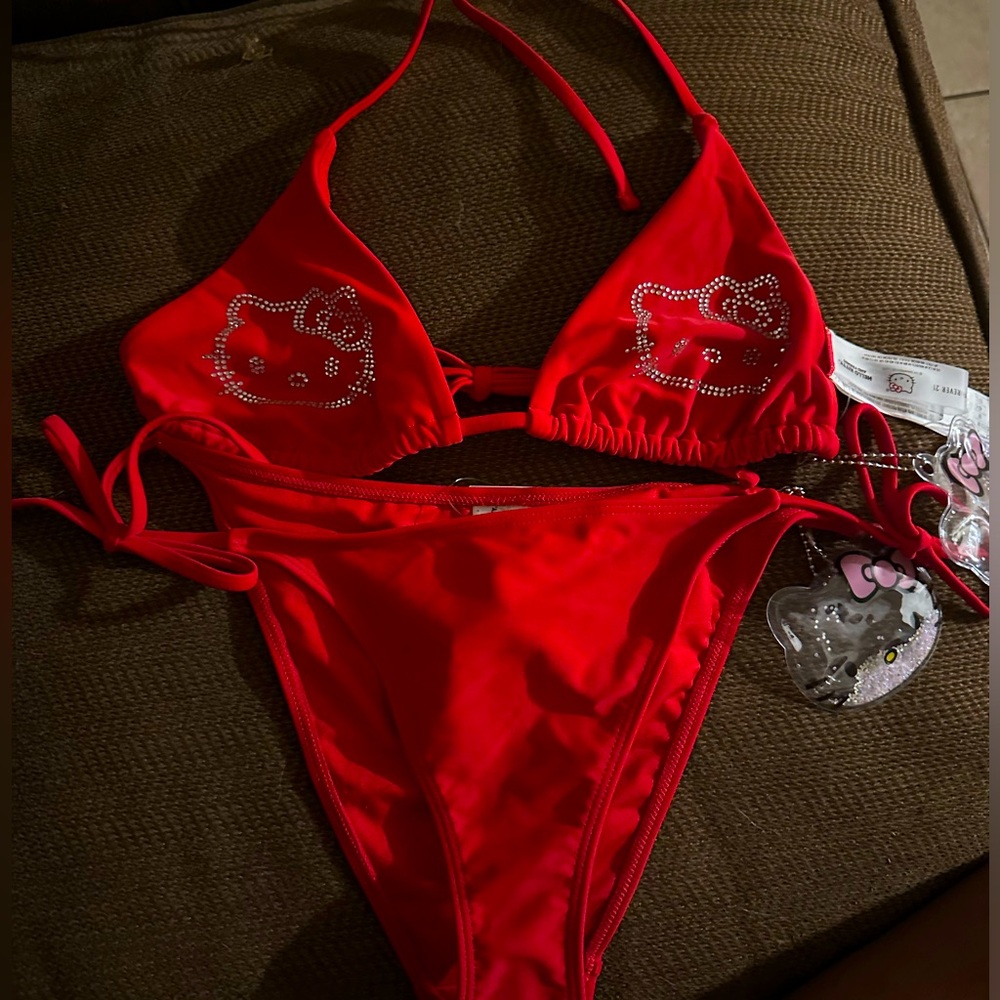 F21 Collab HELLO KITTY RED BIKINI SIZE M